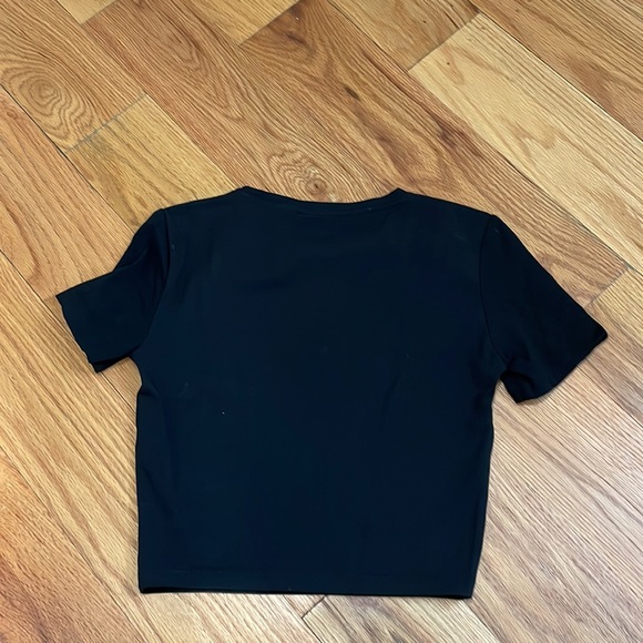 Zara black cropped tee - Picture 7 of 8